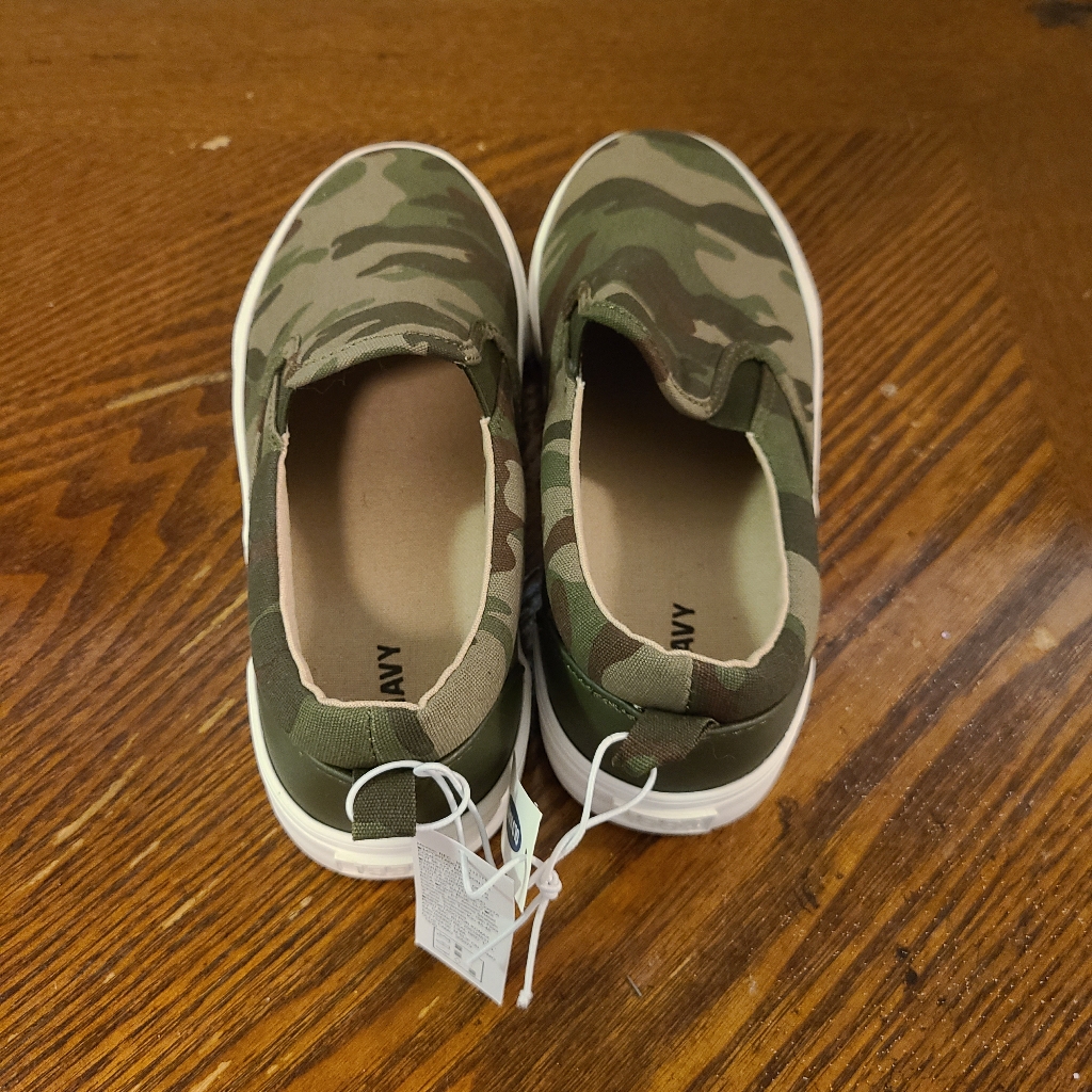 Gap Slip Ons